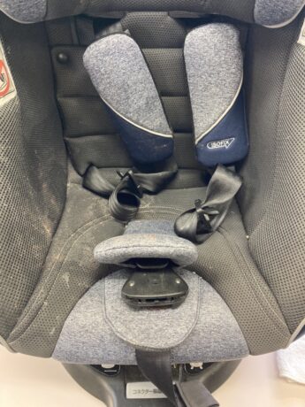 チャイルドシートのクリーニング、お任せください。